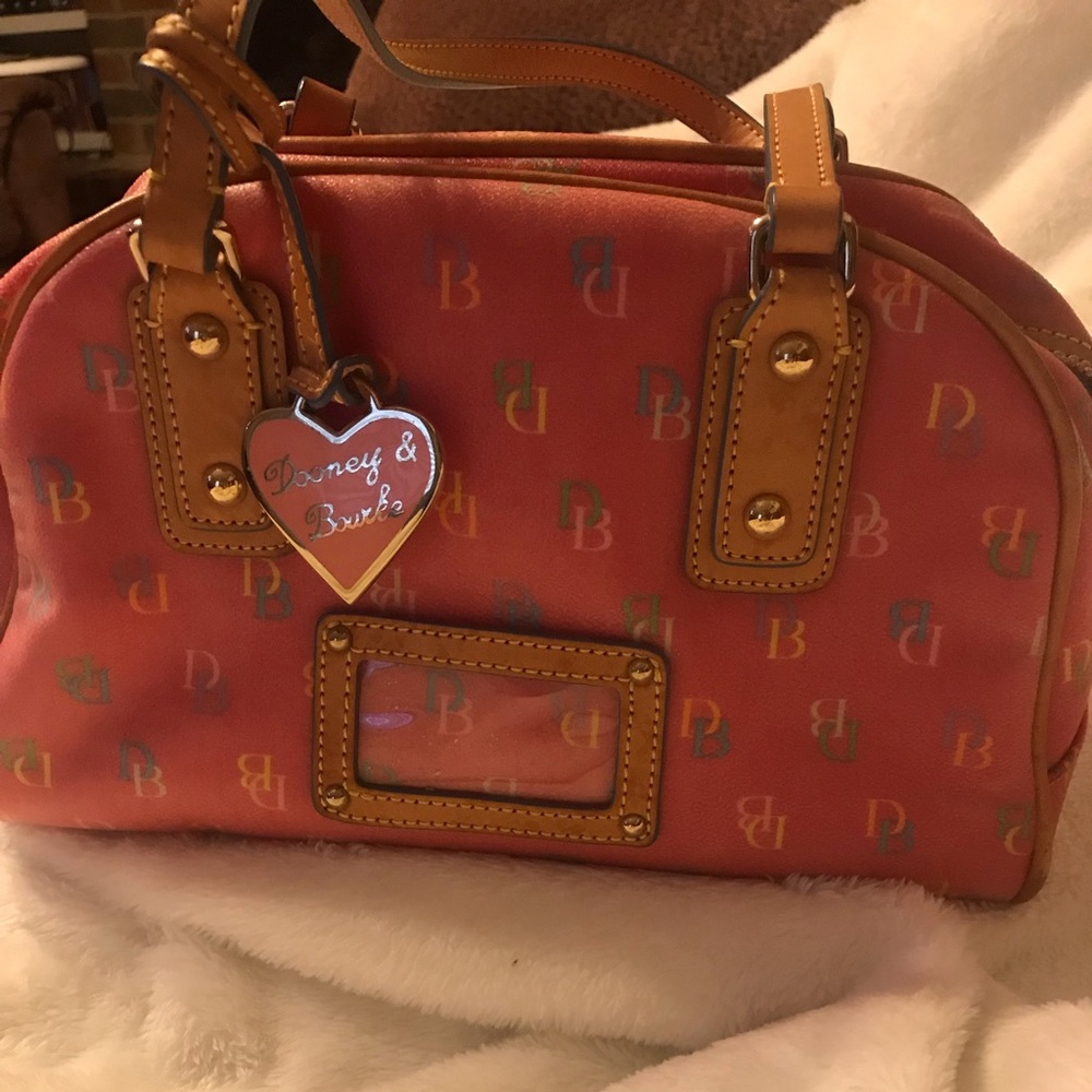 Dooney and Bourke retro D&B purse